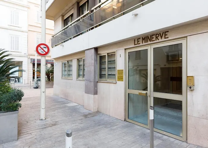 Le Minerve Yourhosthelper * Cannes